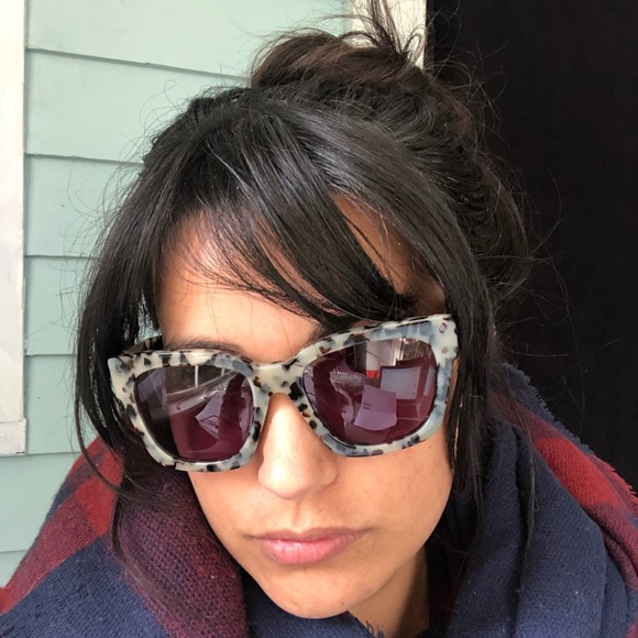 Meet your Posher, Alex - Picture 3 of 4